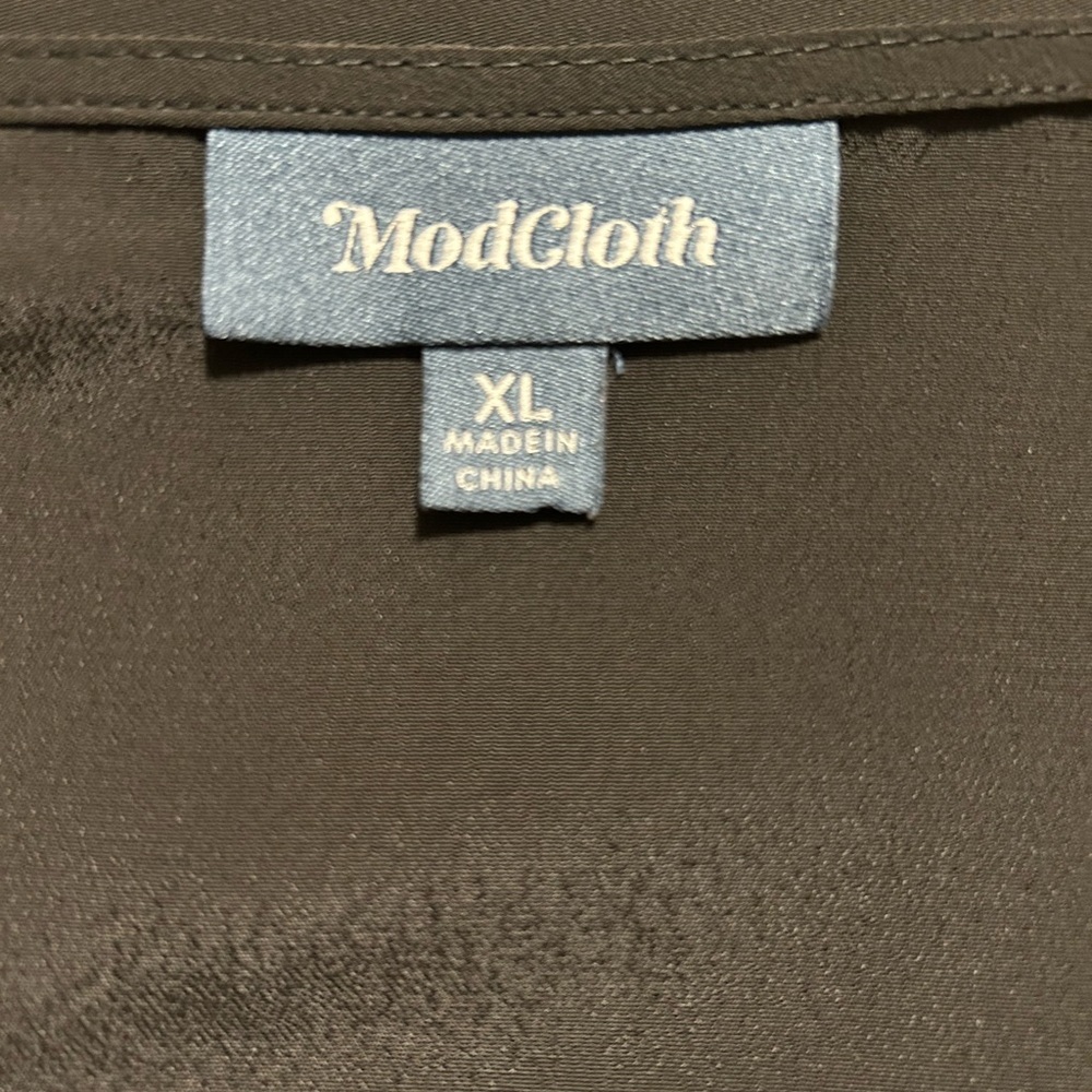 ModCloth Black Short Sleeve Wrap Shirt - Picture 5 of 7
